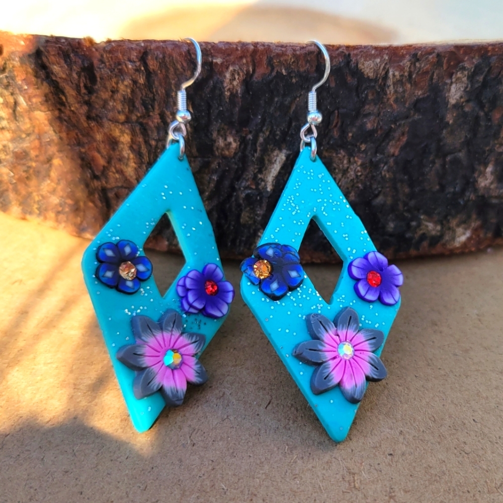 Geometric Polymer Clay Flower Earrings.